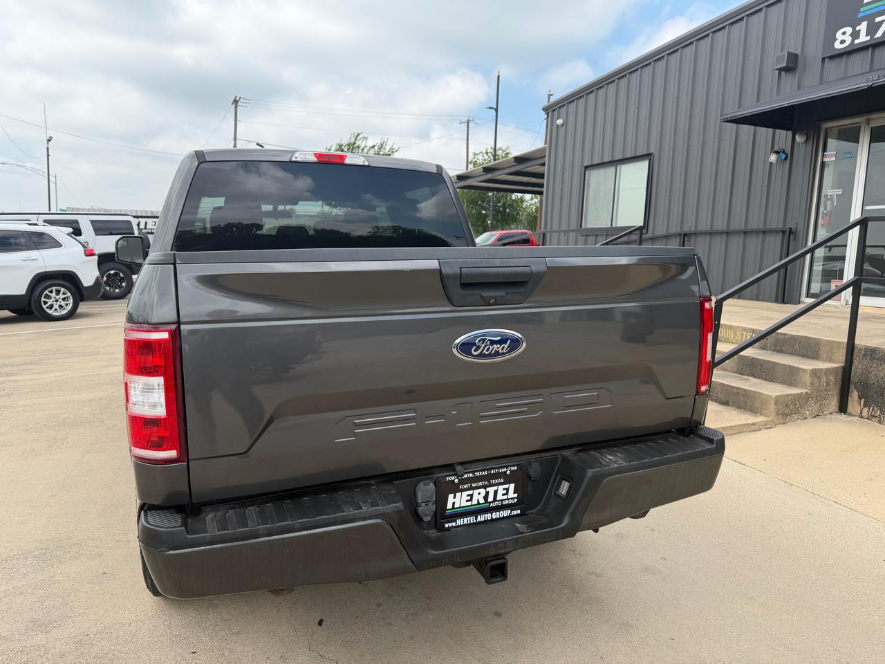 Ford F-150 2WD SuperCrew 139" XL 2019