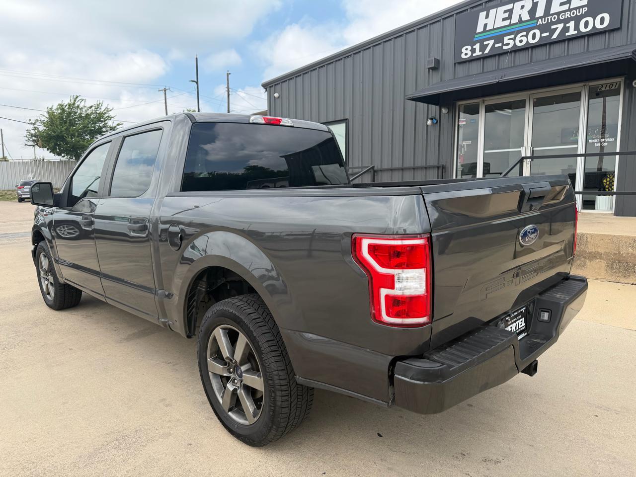 Ford F-150 2WD SuperCrew 139" XL 2019