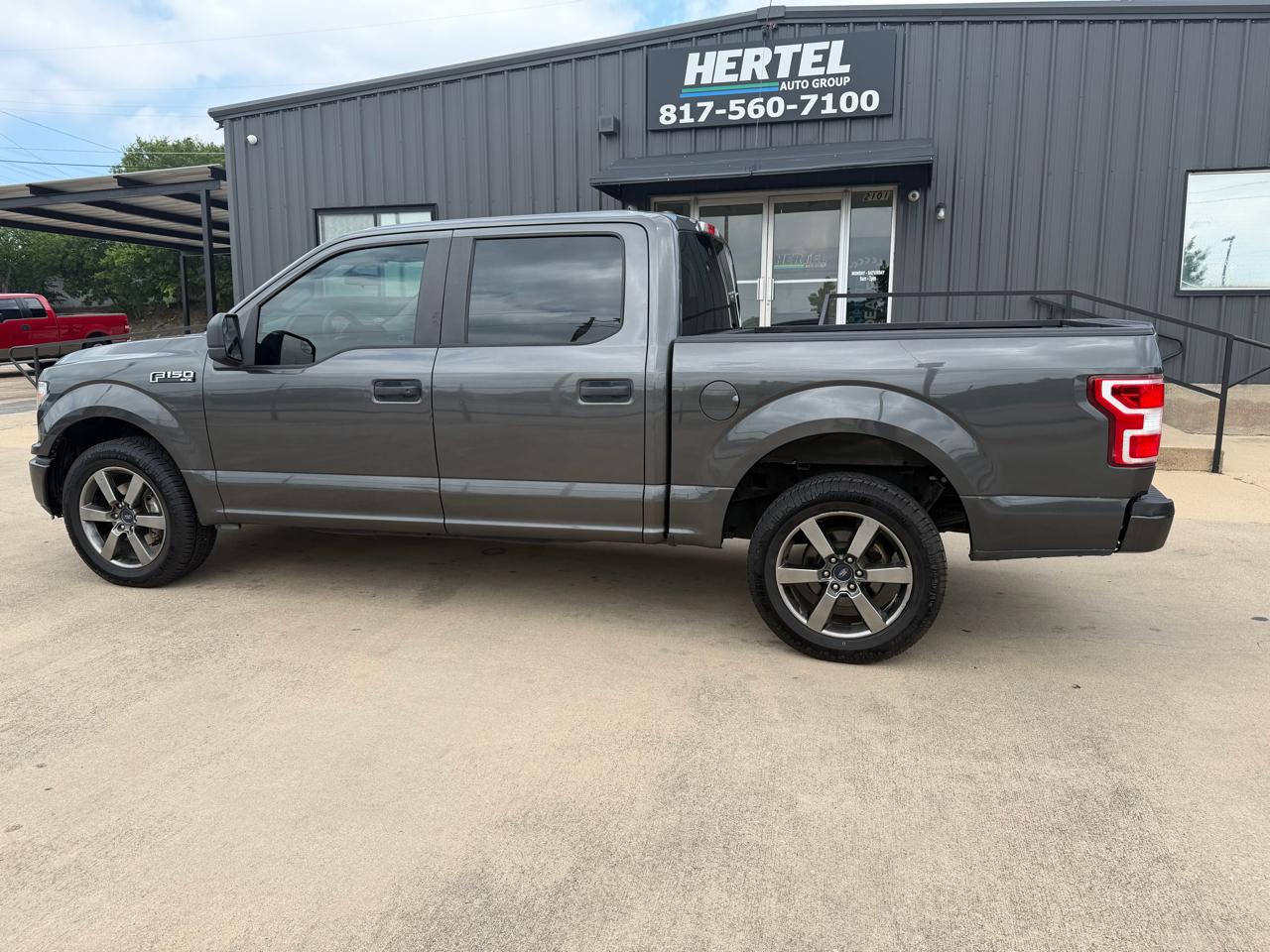 Ford F-150 2WD SuperCrew 139" XL 2019
