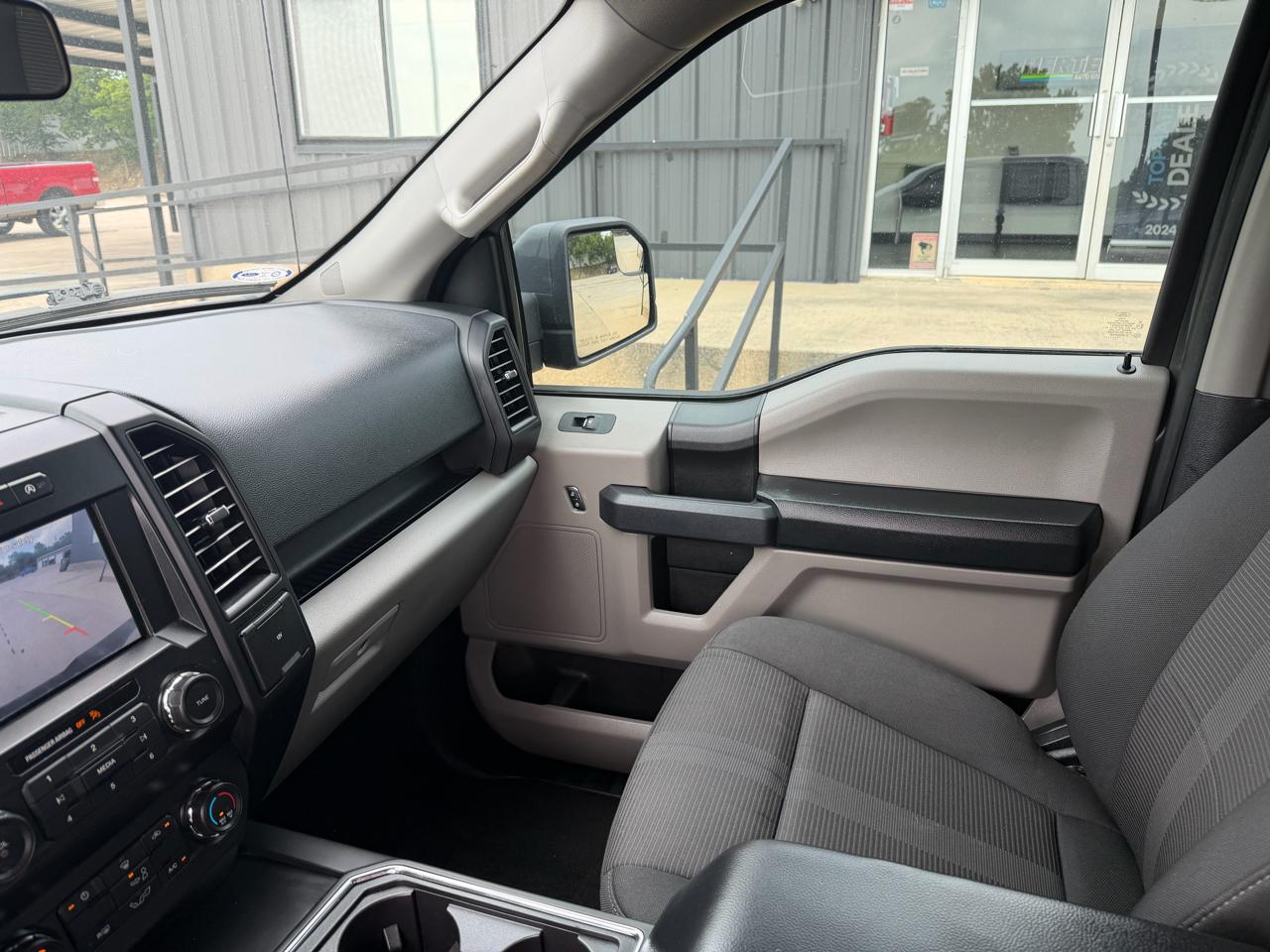 Ford F-150 2WD SuperCrew 139" XL 2019