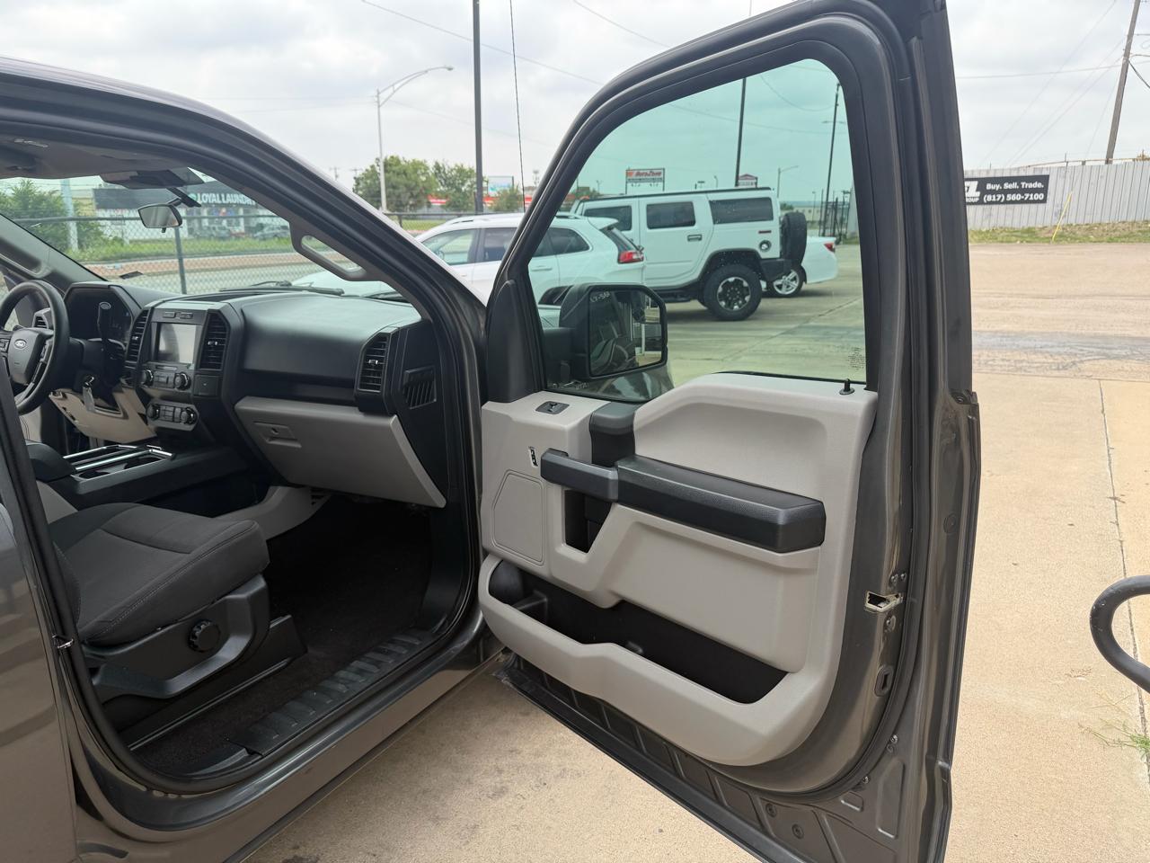 Ford F-150 2WD SuperCrew 139" XL 2019