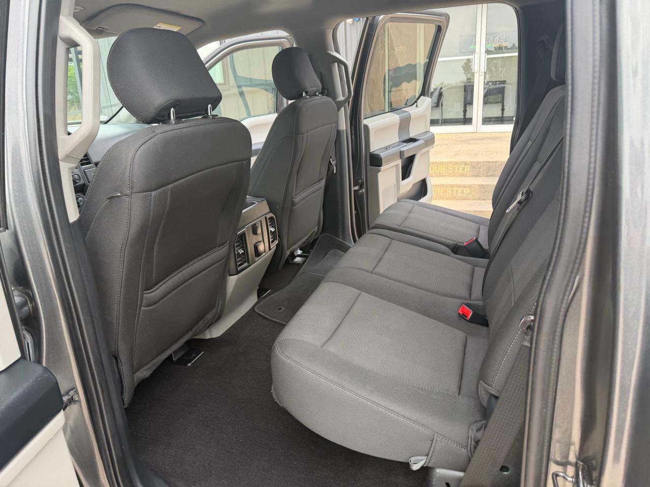 Ford F-150 2WD SuperCrew 139" XL 2019
