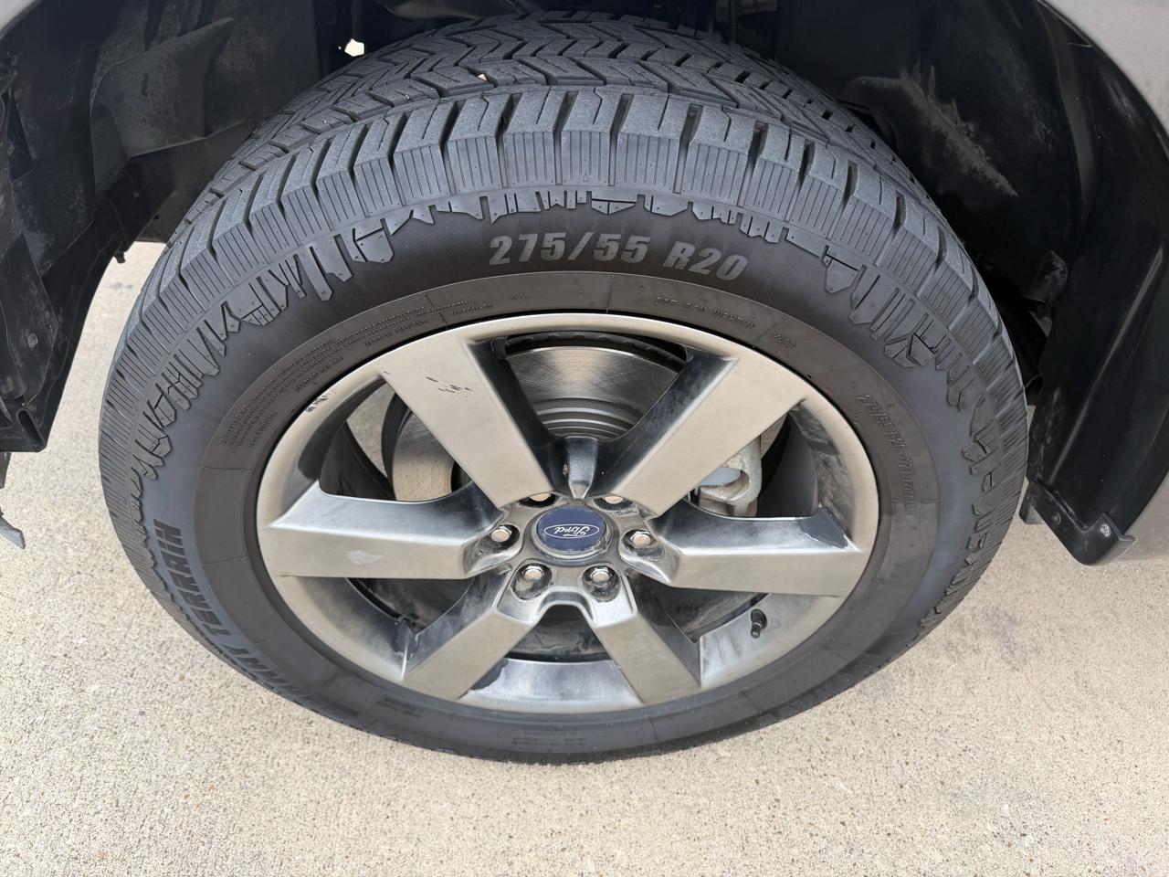 Ford F-150 2WD SuperCrew 139" XL 2019