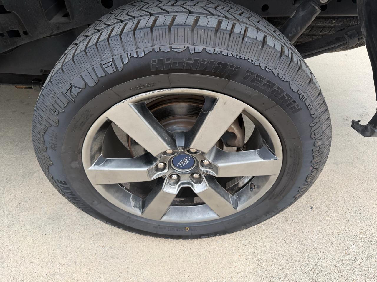 Ford F-150 2WD SuperCrew 139" XL 2019