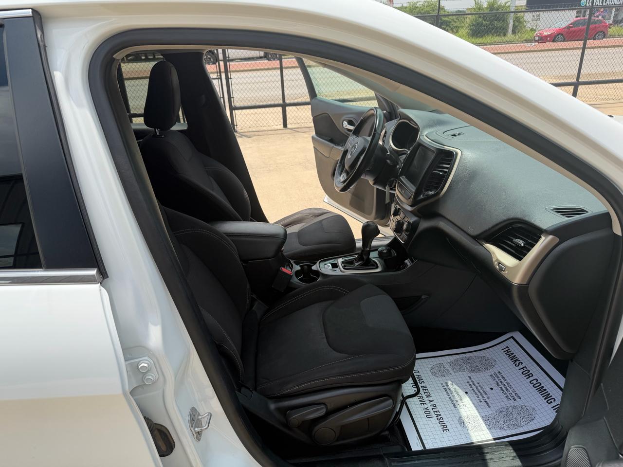 Jeep Cherokee Latitude 4WD 2017