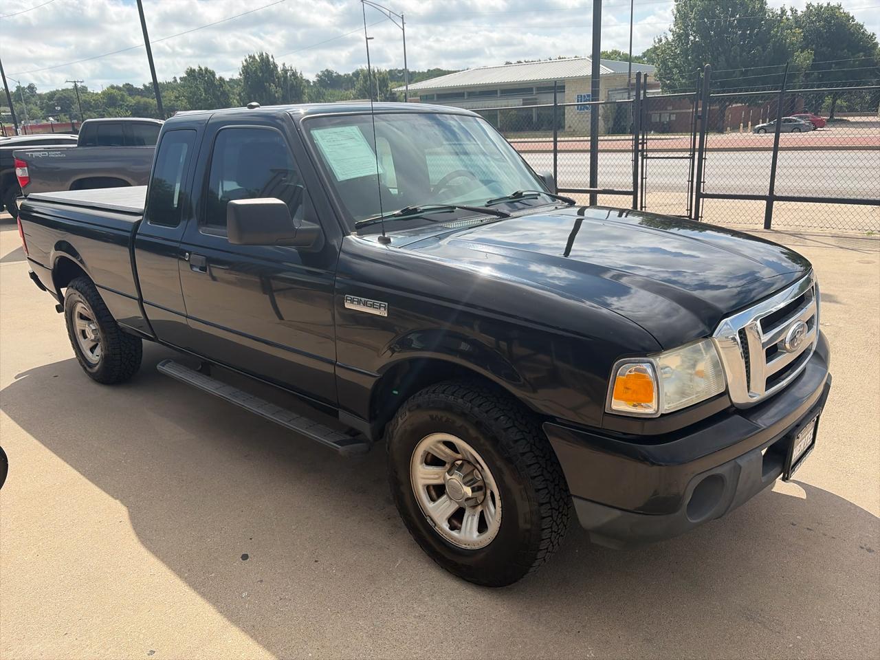 Ford Ranger 108" WB XLT 2010