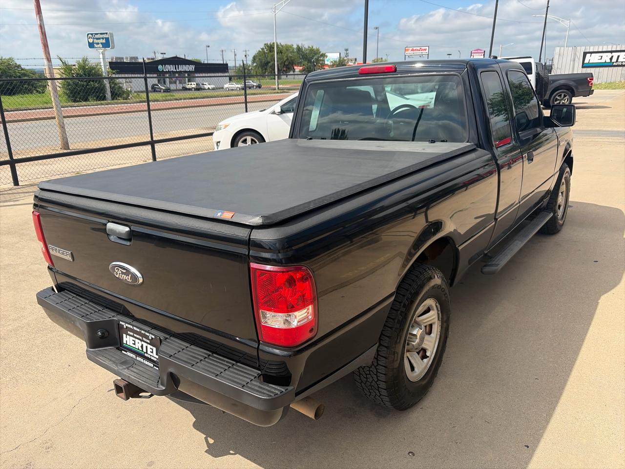 Ford Ranger 108" WB XLT 2010