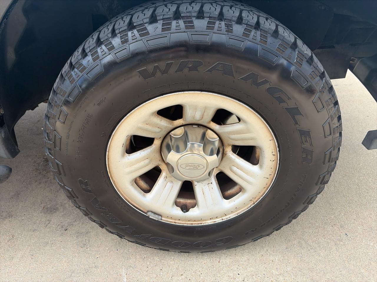 Ford Ranger 108" WB XLT 2010