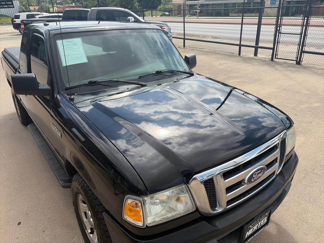 Ford Ranger 108" WB XLT 2010