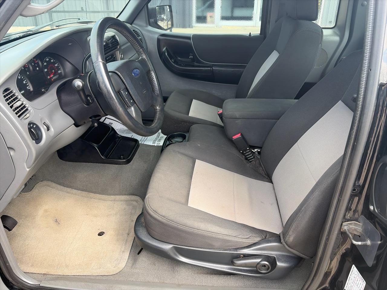 Ford Ranger 108" WB XLT 2010
