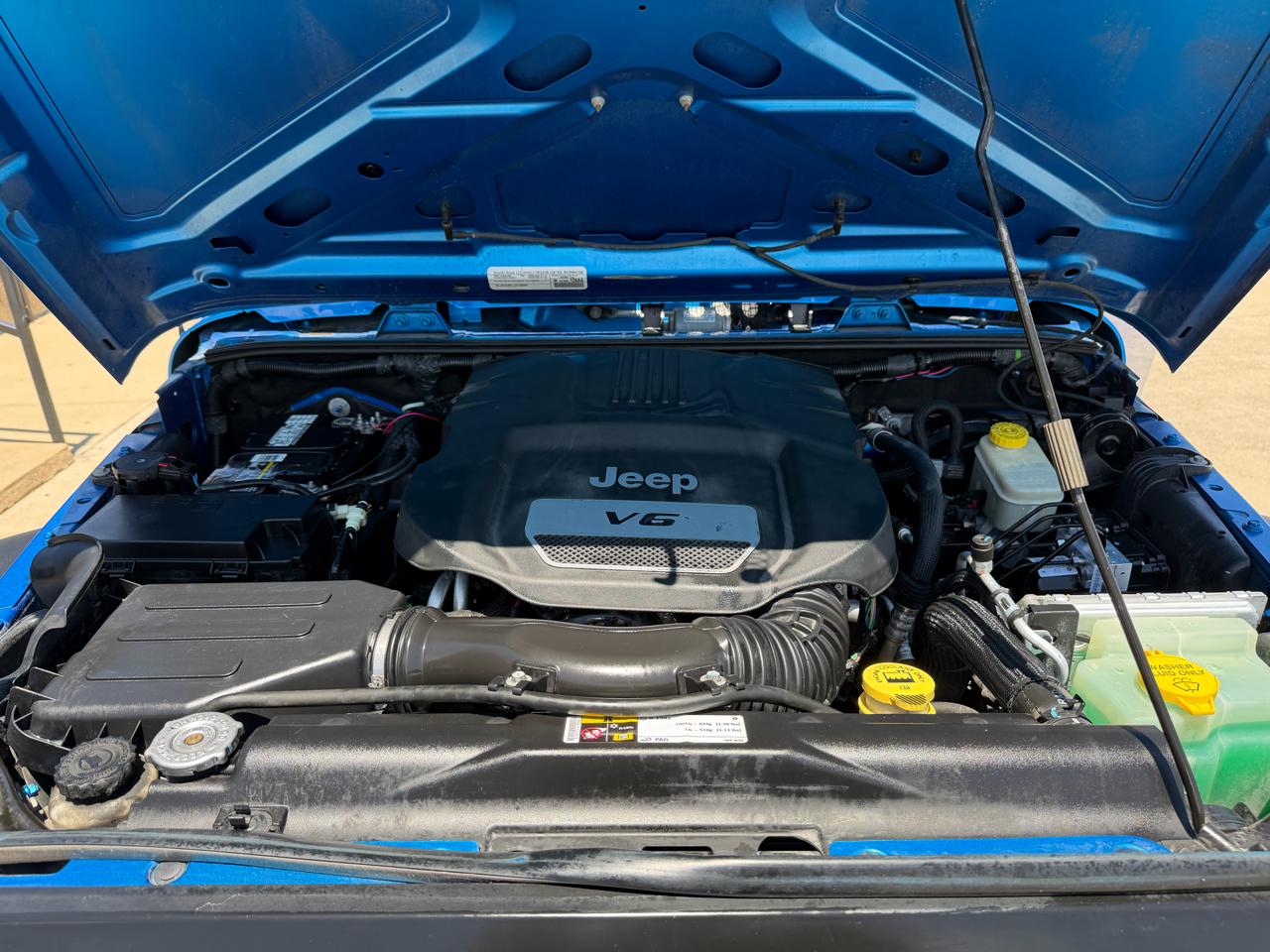 Jeep Wrangler Unlimited Sport 4WD 2015