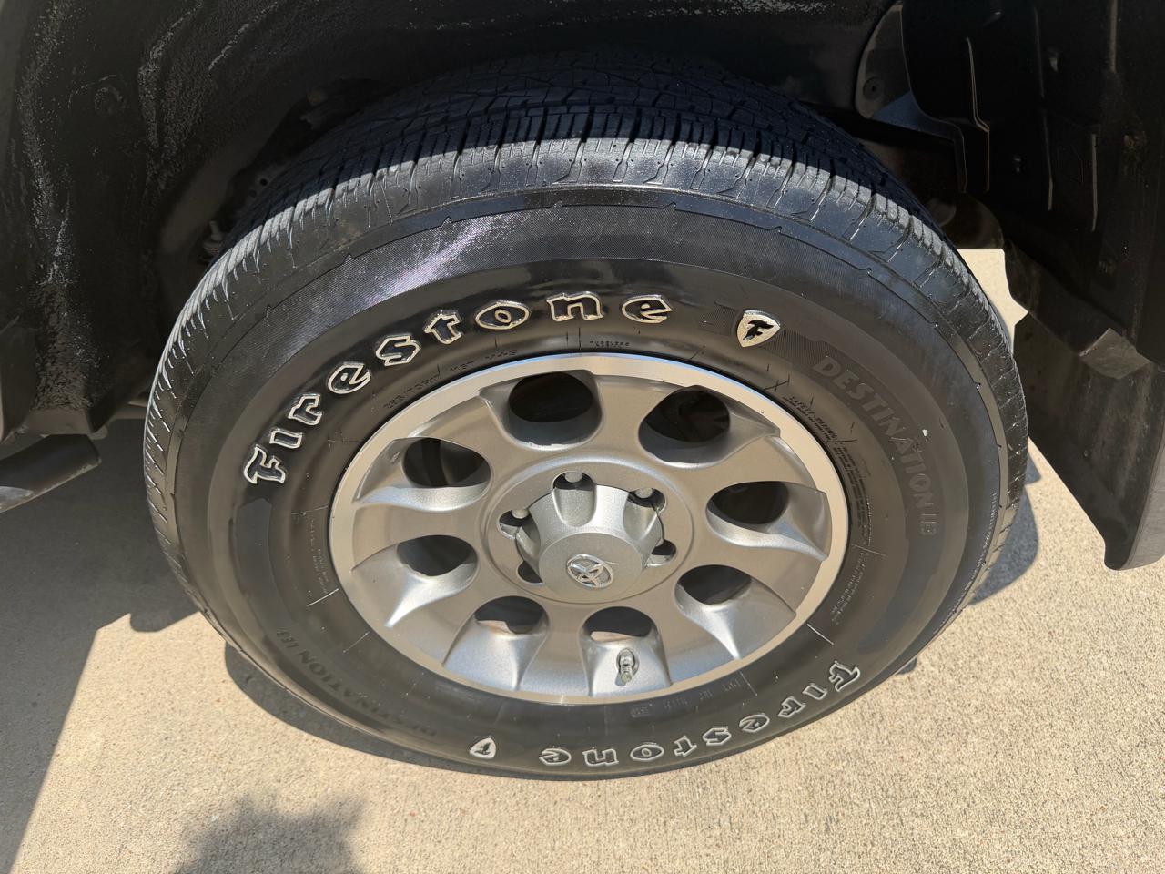 Toyota FJ Cruiser 2WD 2012