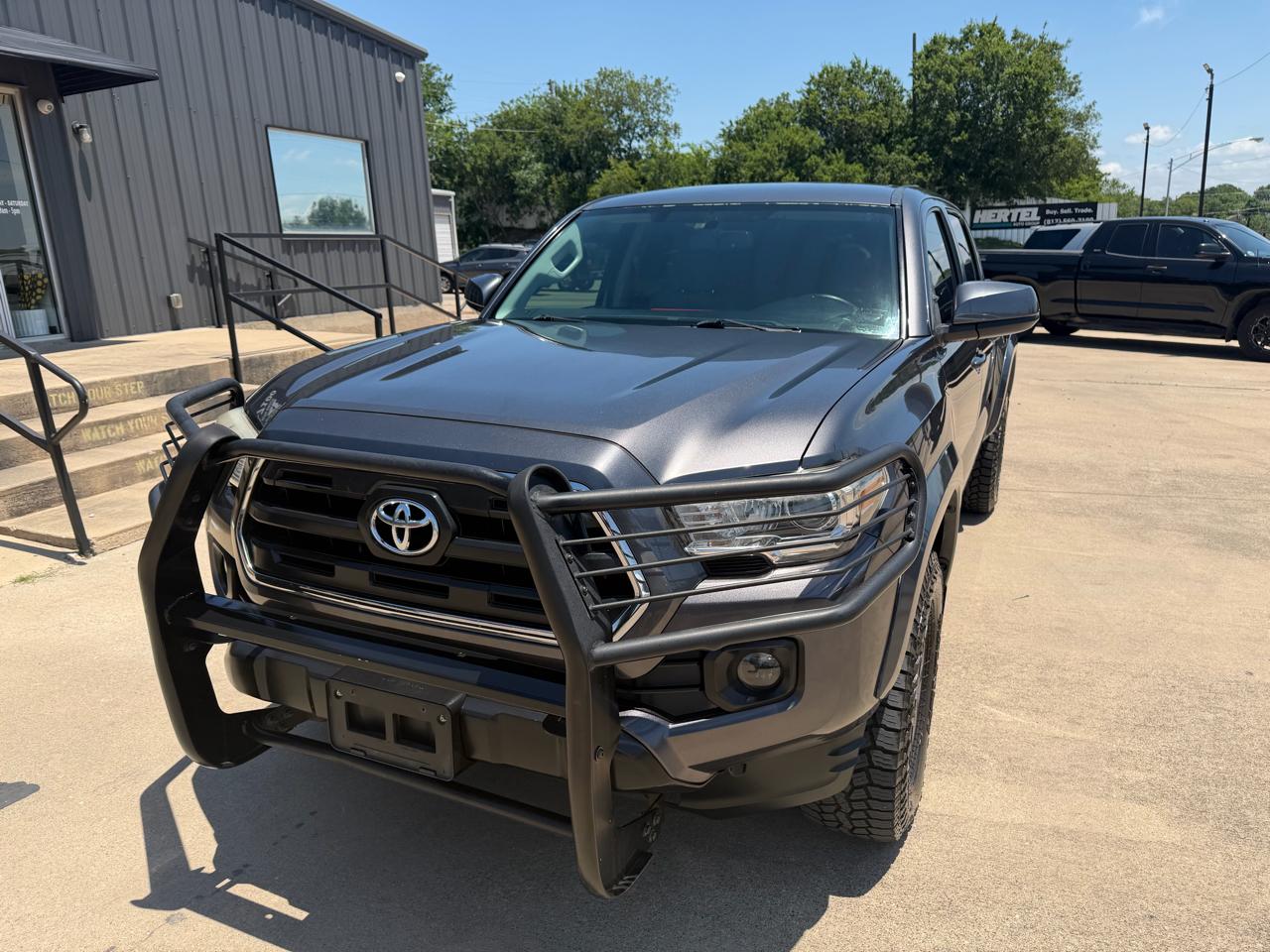 Toyota Tacoma  2017