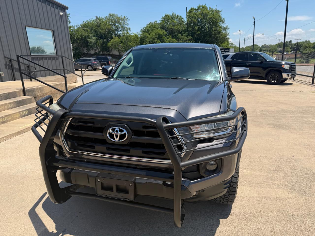 Toyota Tacoma  2017