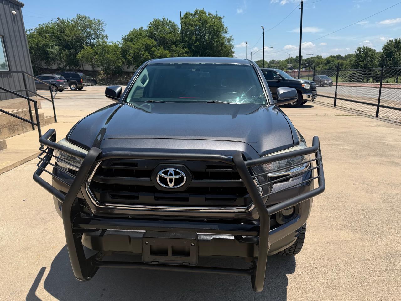 Toyota Tacoma  2017