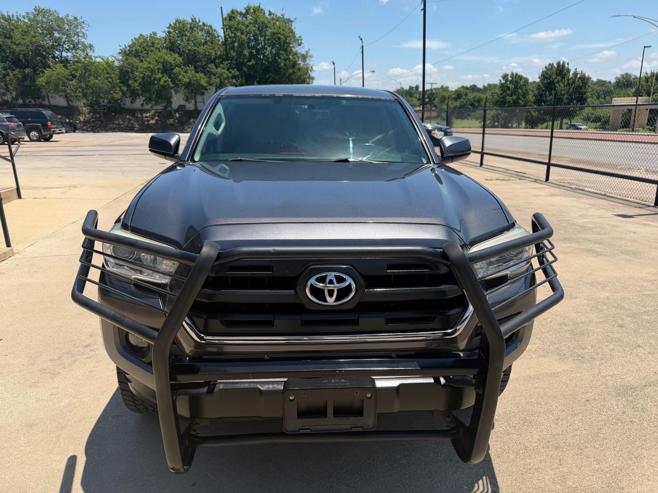 Toyota Tacoma  2017