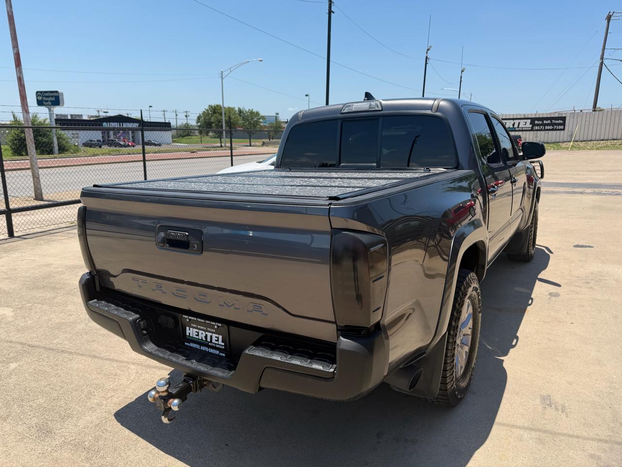 Toyota Tacoma  2017