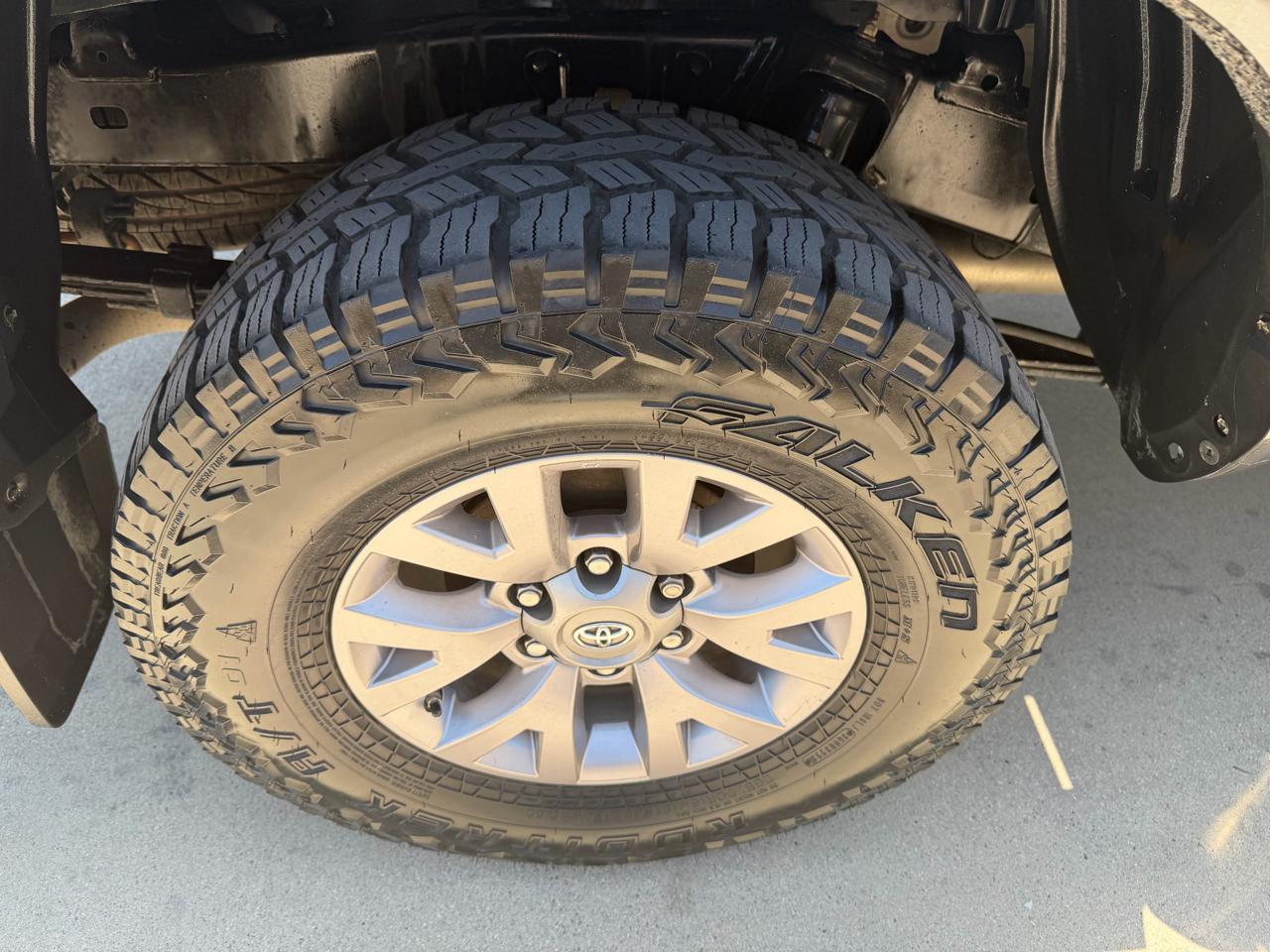 Toyota Tacoma  2017