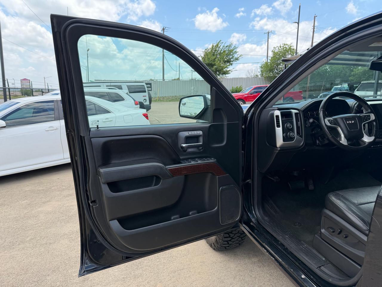 GMC Sierra 1500 SLT Crew Cab Long Box 4WD 2016