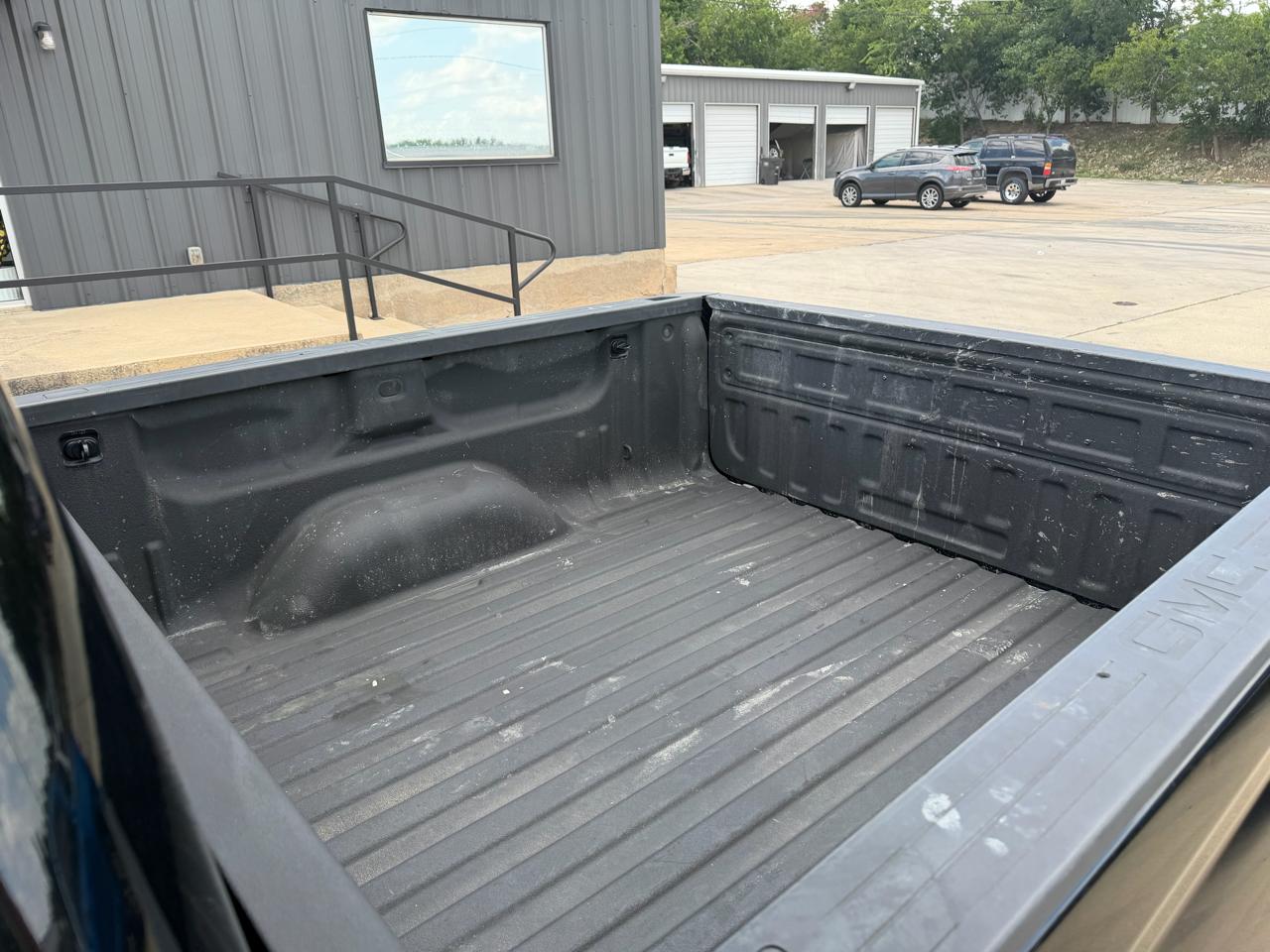 GMC Sierra 1500 SLT Crew Cab Long Box 4WD 2016
