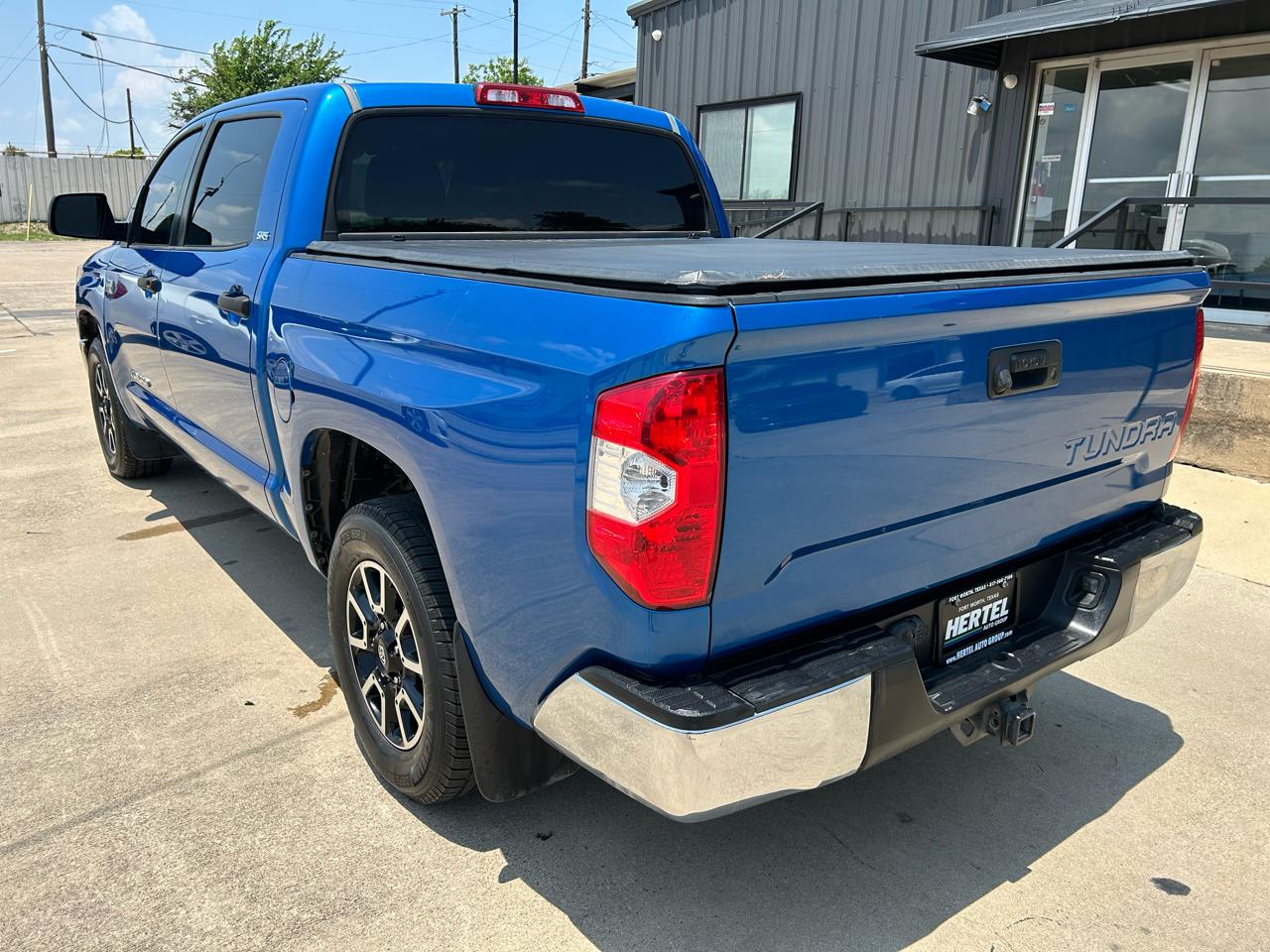 Toyota Tundra SR5 5.7L V8 CrewMax 2WD 2018