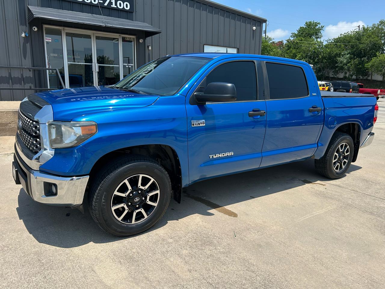 Toyota Tundra SR5 5.7L V8 CrewMax 2WD 2018