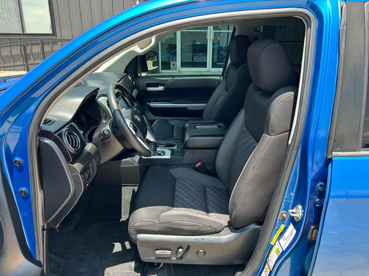 Toyota Tundra SR5 5.7L V8 CrewMax 2WD 2018