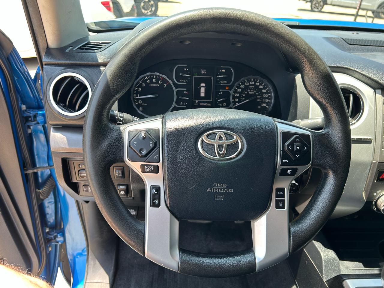 Toyota Tundra SR5 5.7L V8 CrewMax 2WD 2018