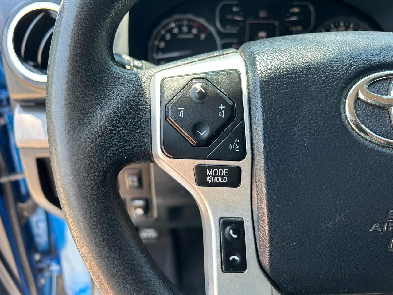 Toyota Tundra SR5 5.7L V8 CrewMax 2WD 2018