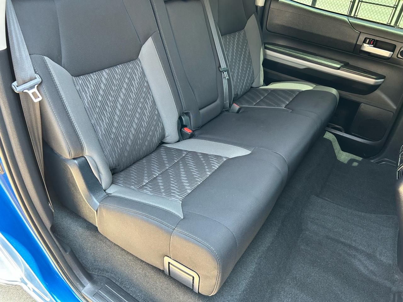 Toyota Tundra SR5 5.7L V8 CrewMax 2WD 2018