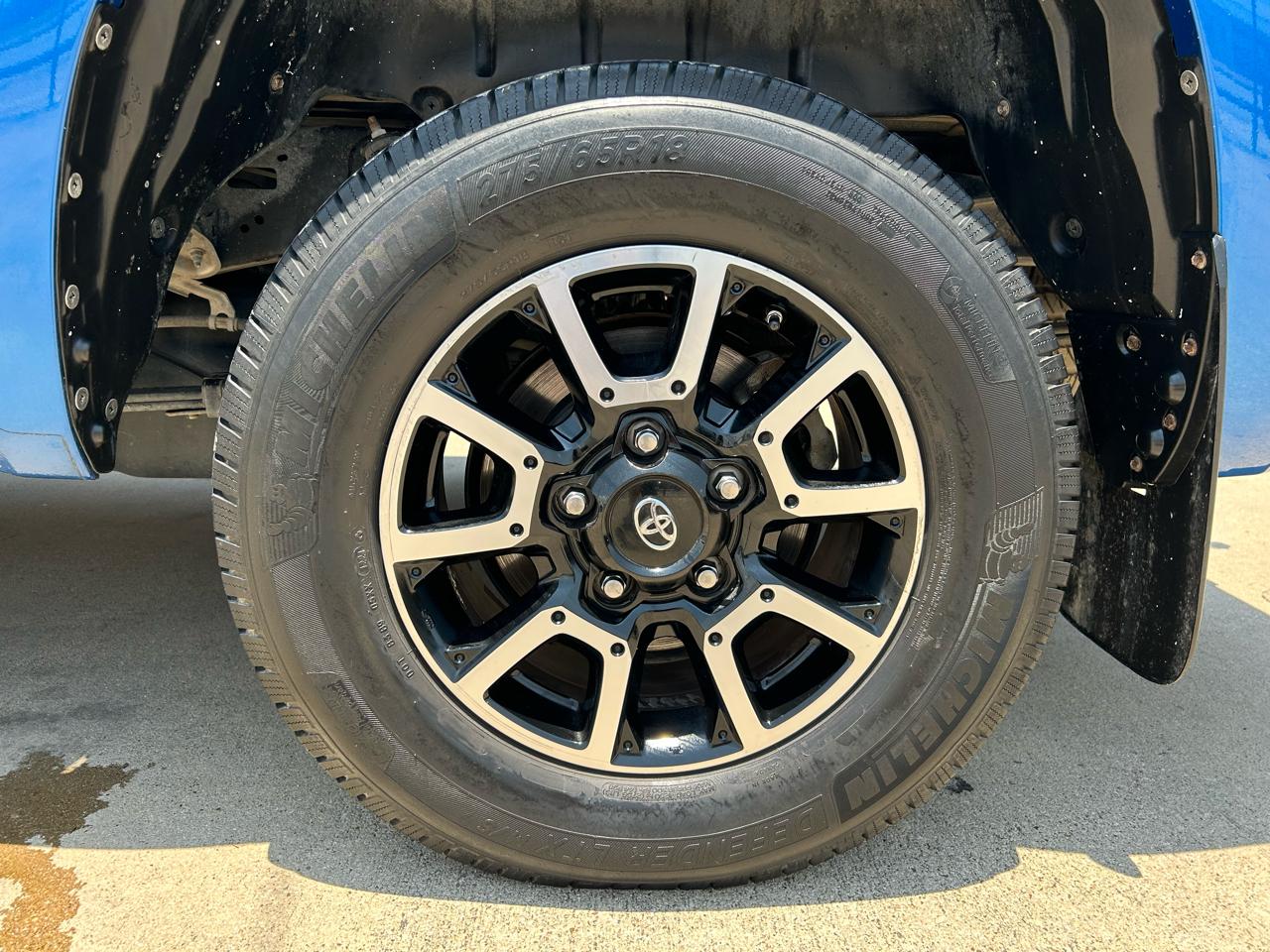 Toyota Tundra SR5 5.7L V8 CrewMax 2WD 2018
