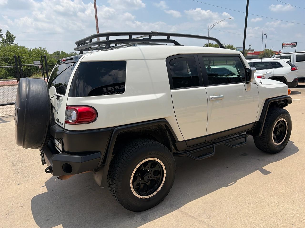 Toyota FJ Cruiser 4WD 2014