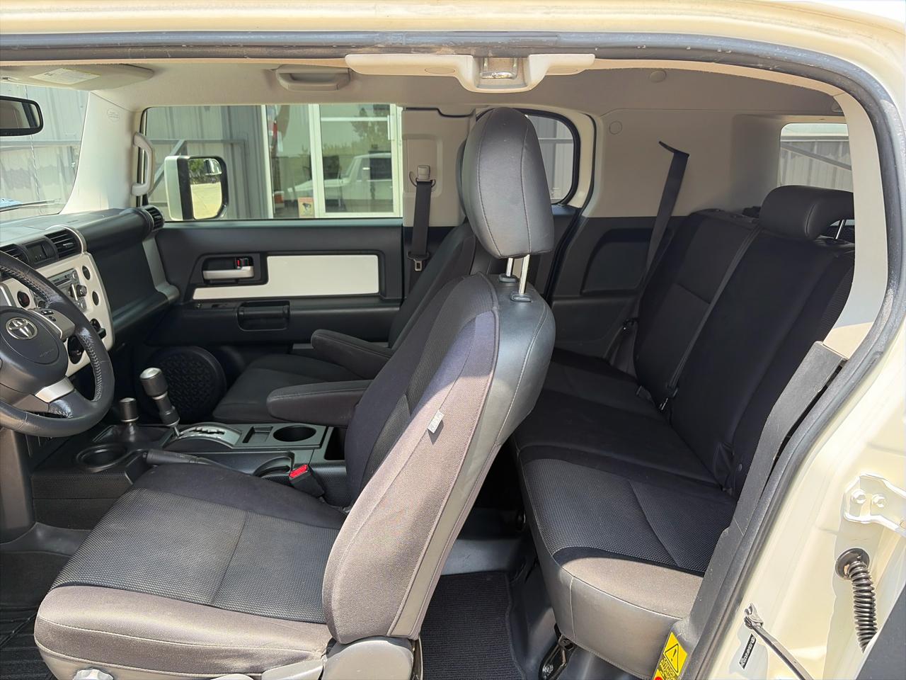 Toyota FJ Cruiser 4WD 2014