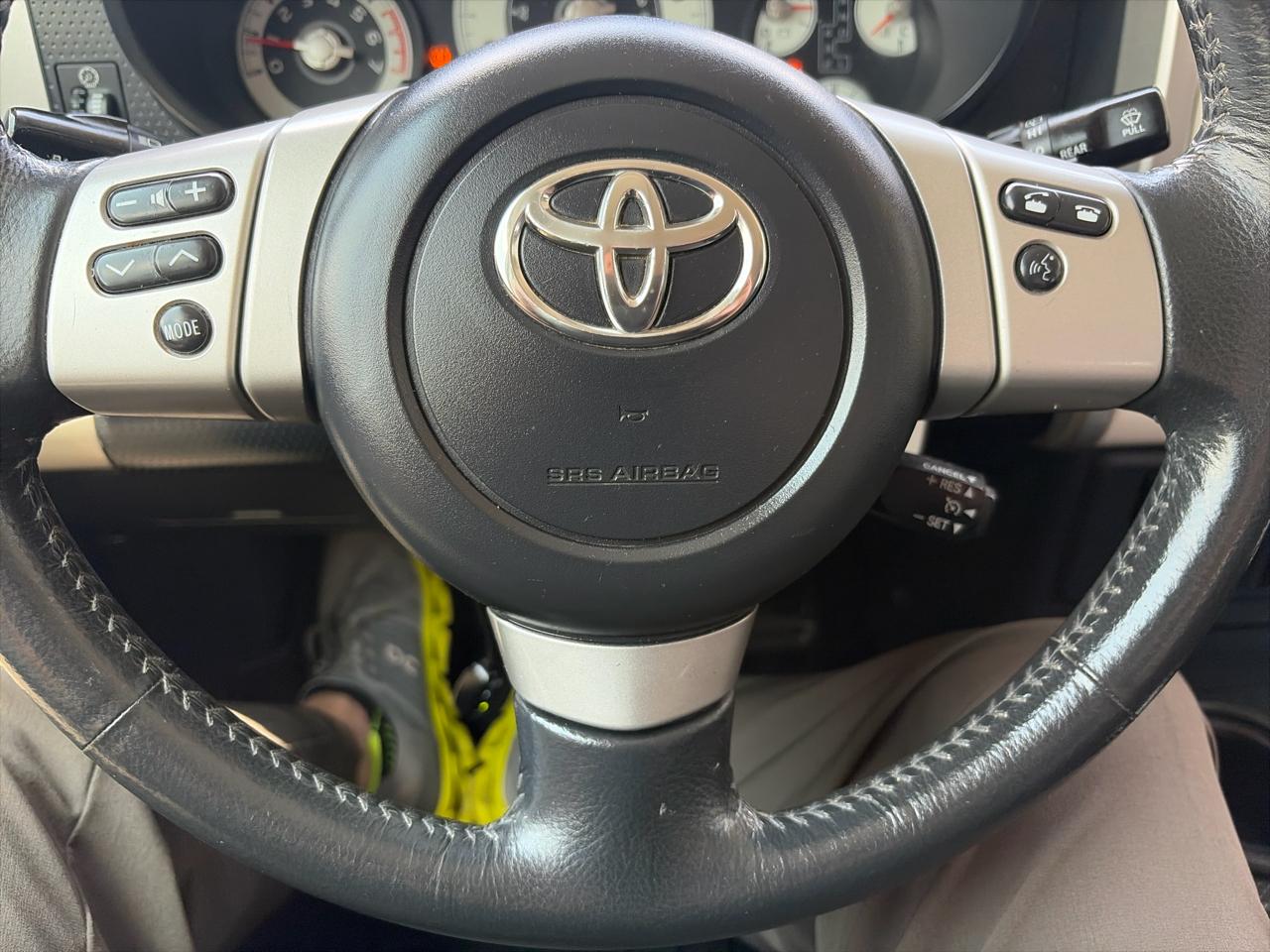 Toyota FJ Cruiser 4WD 2014