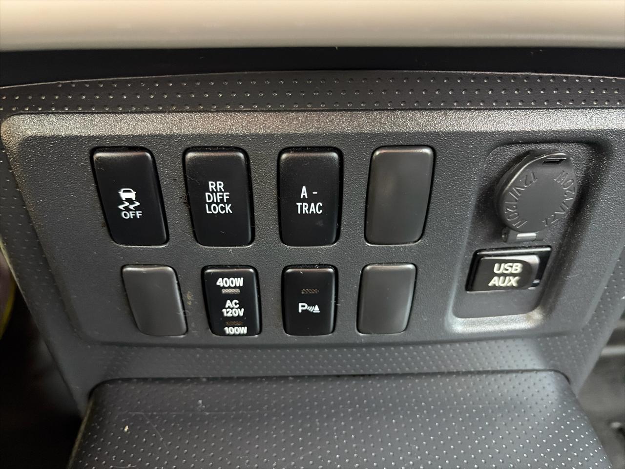Toyota FJ Cruiser 4WD 2014