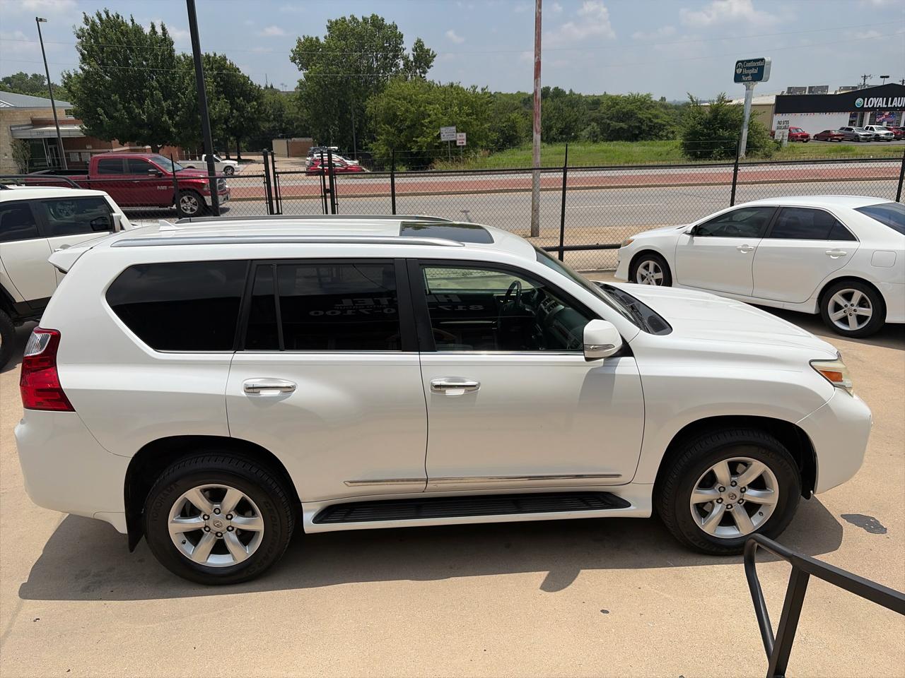 Lexus GX 460 Sport Utility 2011