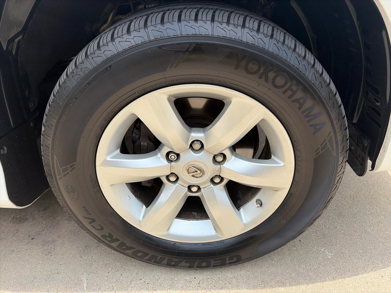 Lexus GX 460 Sport Utility 2011