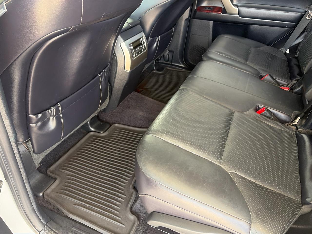 Lexus GX 460 Sport Utility 2011