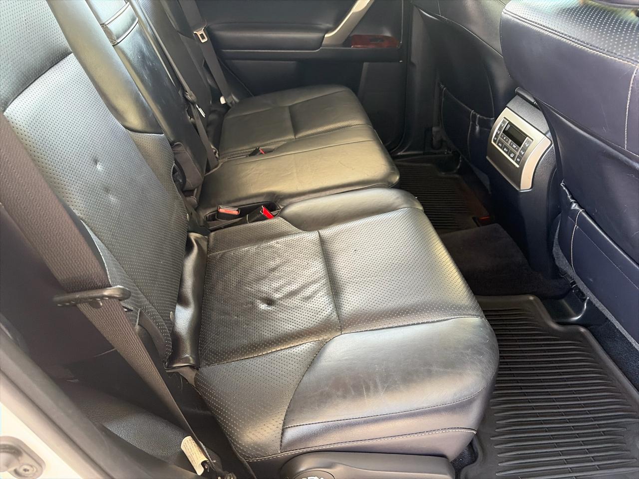 Lexus GX 460 Sport Utility 2011