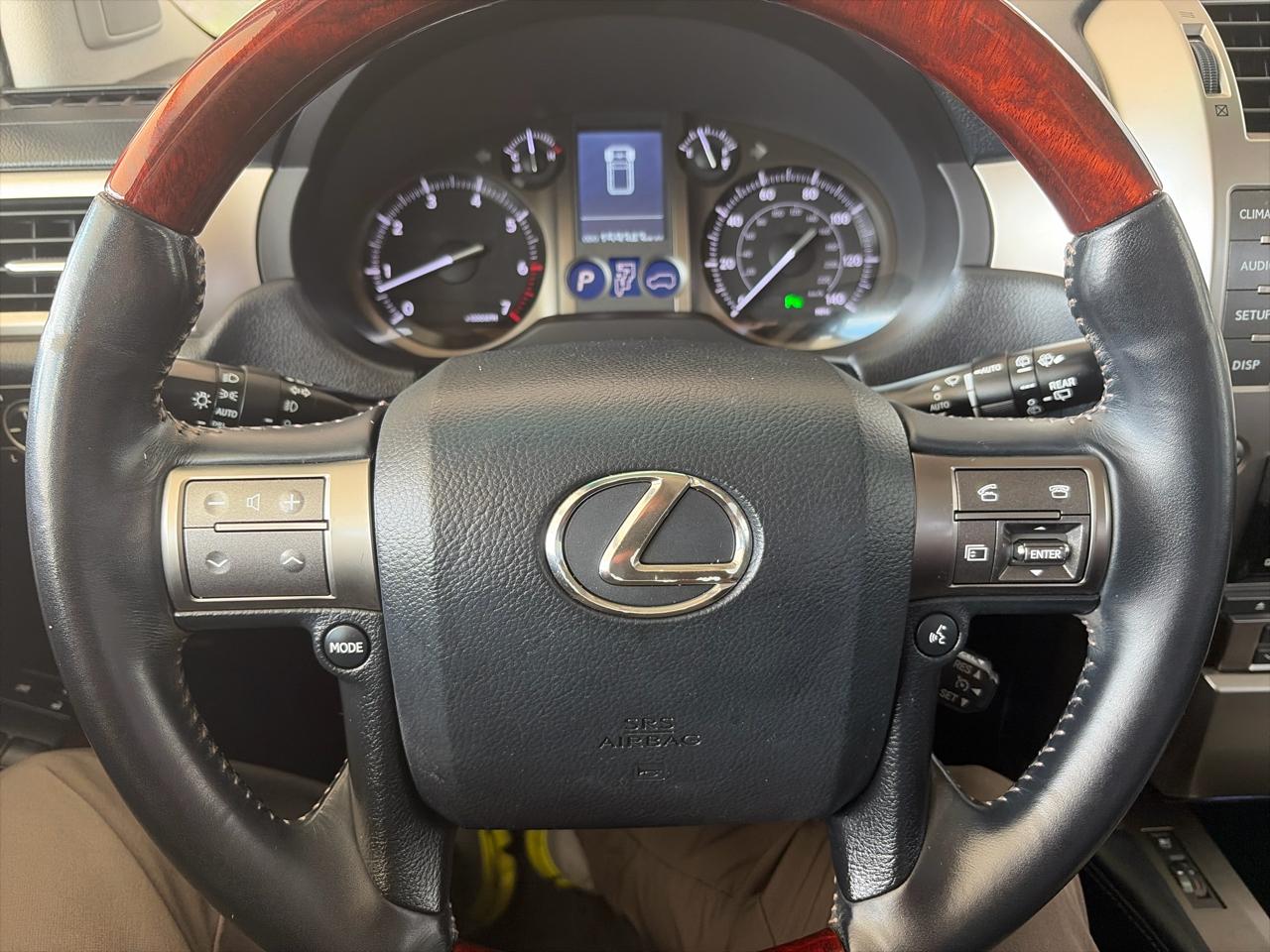 Lexus GX 460 Sport Utility 2011