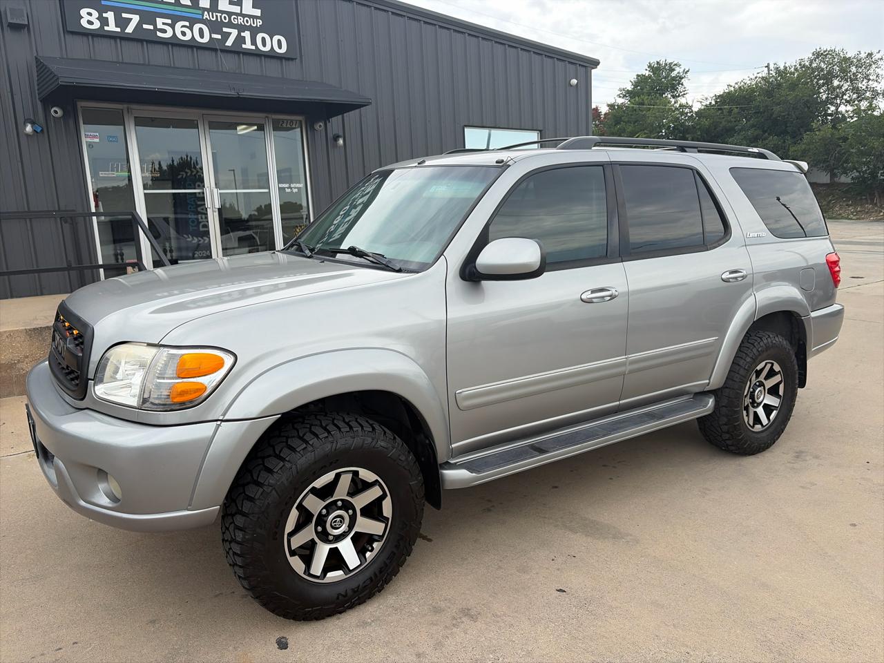 Toyota Sequoia Limited 4WD 2002
