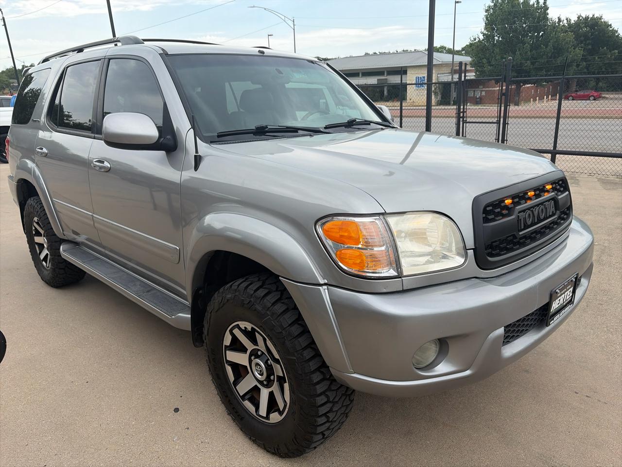 Toyota Sequoia Limited 4WD 2002