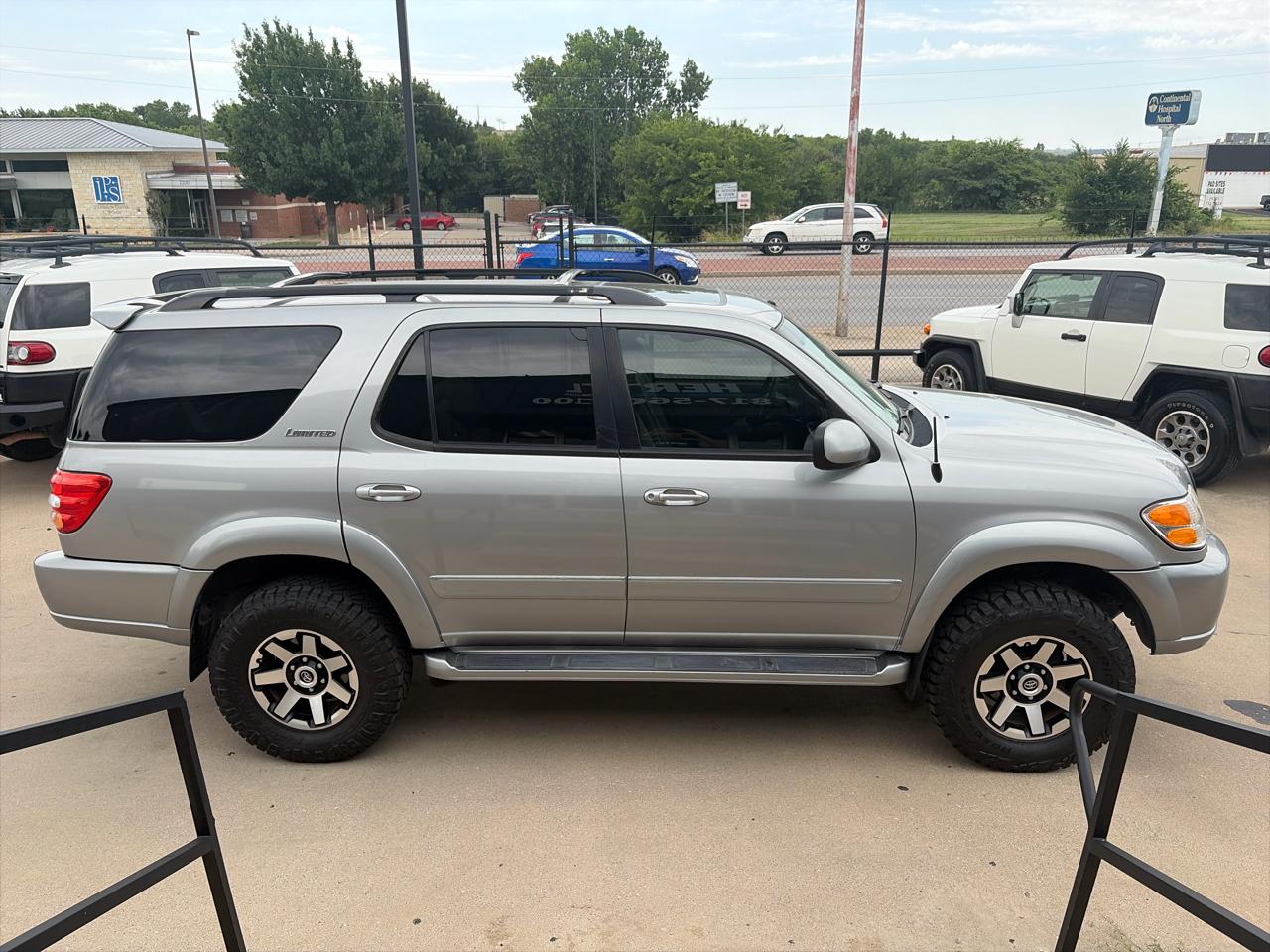 Toyota Sequoia Limited 4WD 2002