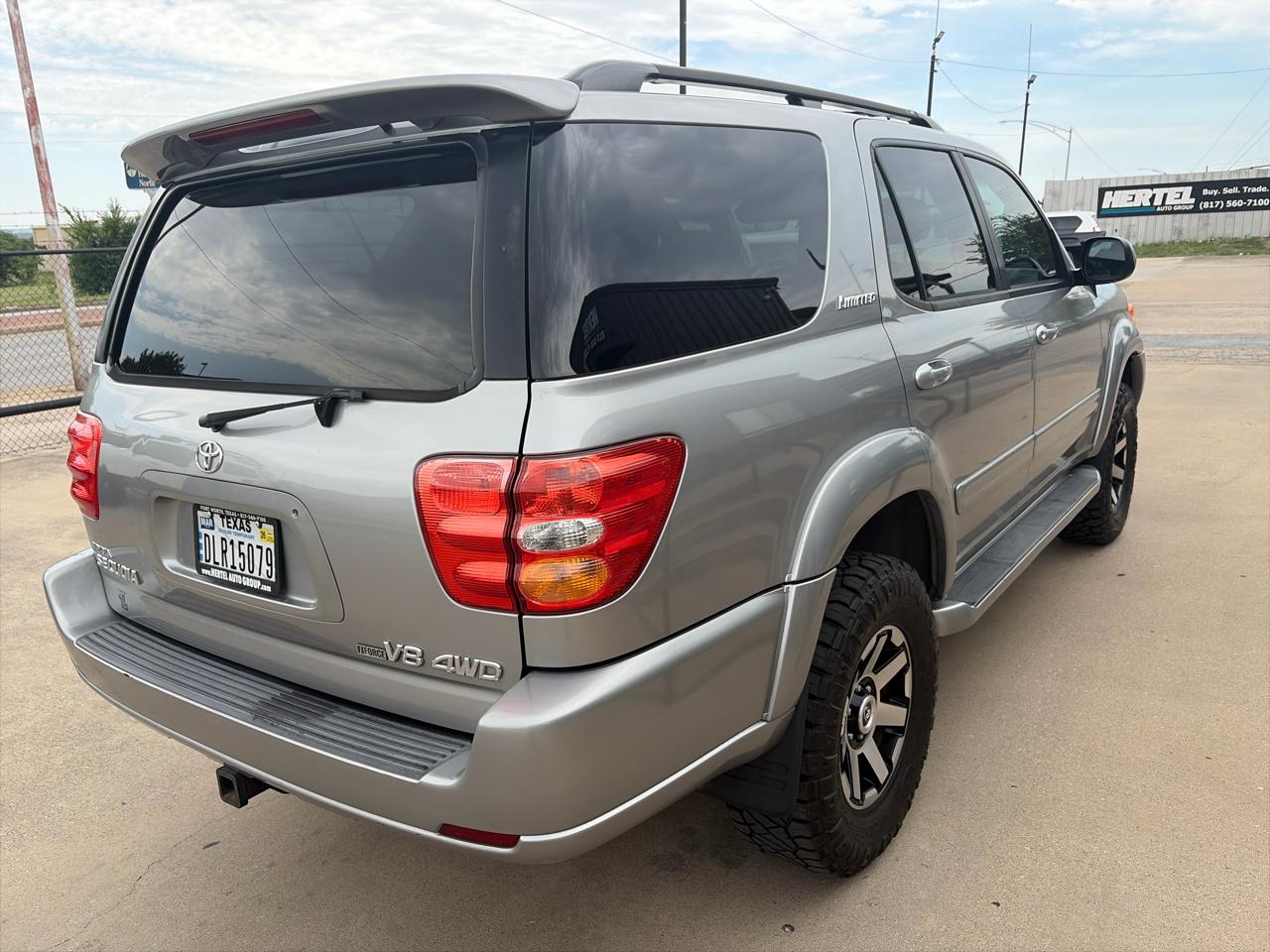 Toyota Sequoia Limited 4WD 2002