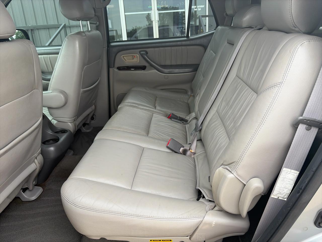 Toyota Sequoia Limited 4WD 2002