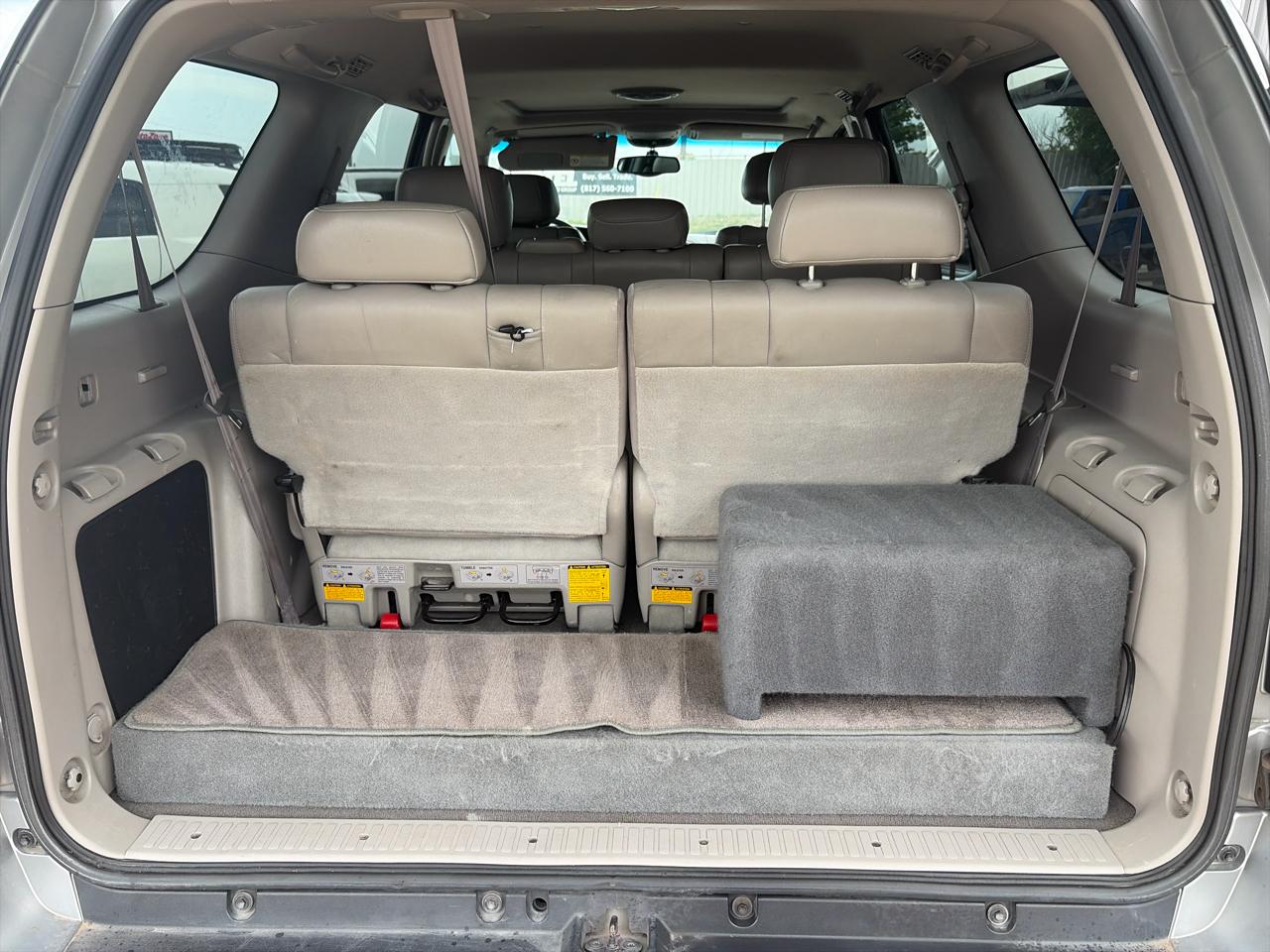 Toyota Sequoia Limited 4WD 2002