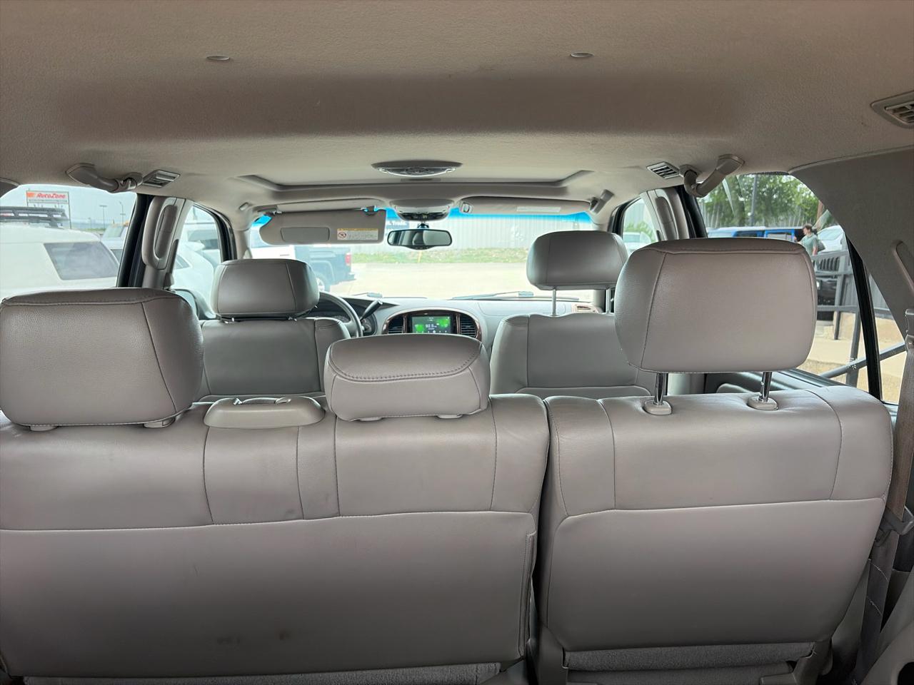 Toyota Sequoia Limited 4WD 2002