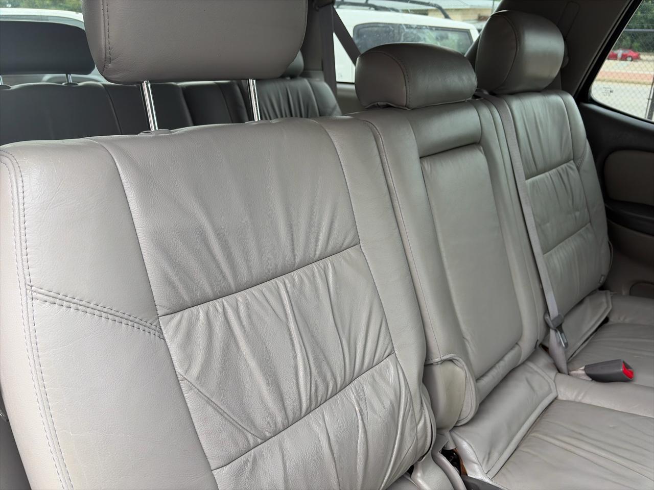 Toyota Sequoia Limited 4WD 2002