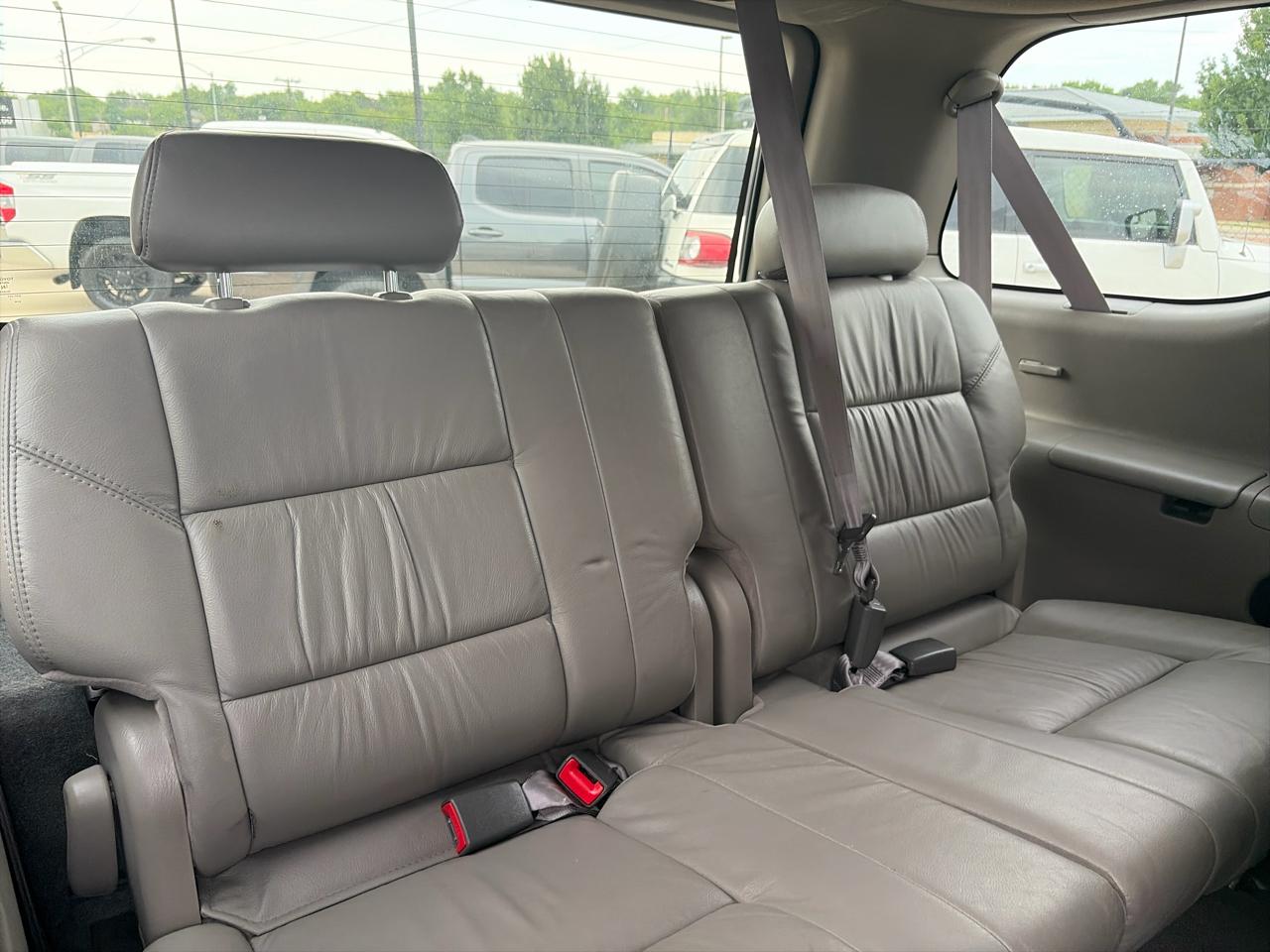 Toyota Sequoia Limited 4WD 2002