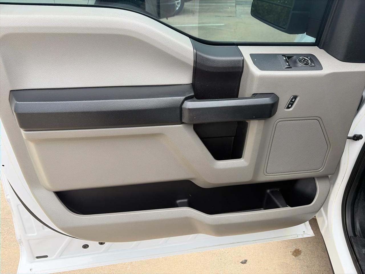 Ford F-150 2WD Reg Cab 126" XL 2018